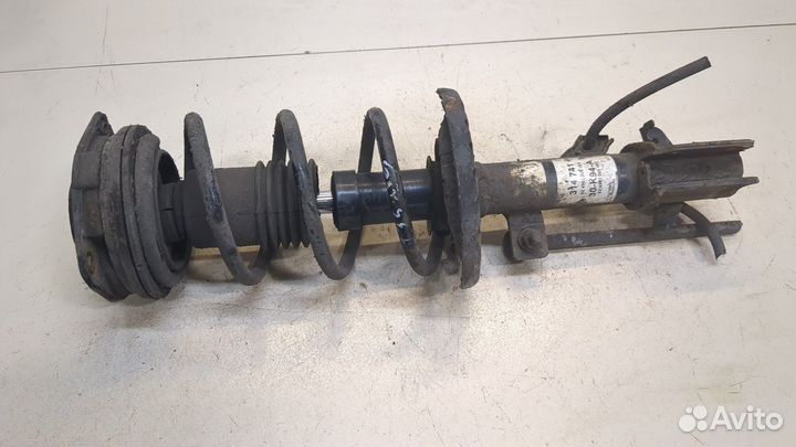 Амортизатор подвески Nissan Note E11, 2008