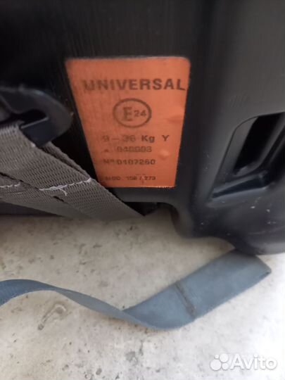 Автомобильное детское кресло от 9 до 36 кг