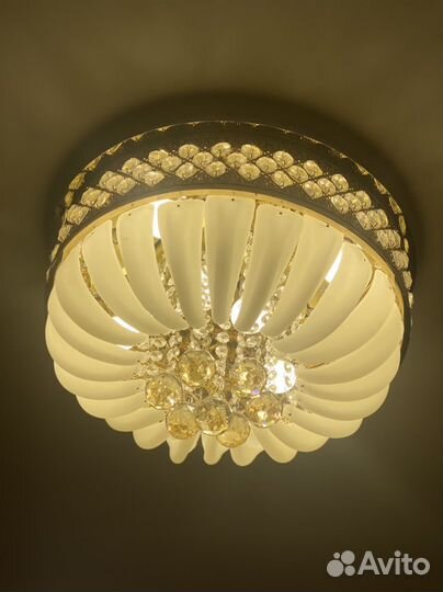 Люстра бу и точечные светильники