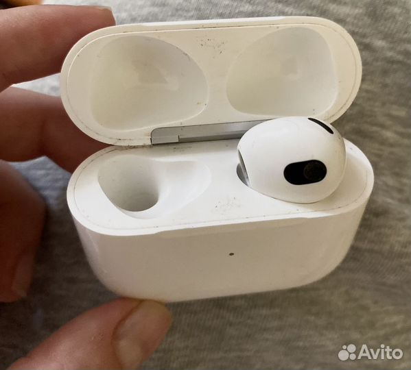 Наушники apple airpods 3 правый и кейс оригинал