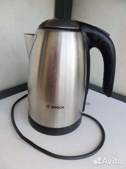 Электрический чайник Bosch TWK 7801