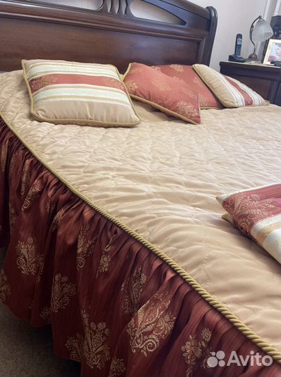 Покрывало и шторы