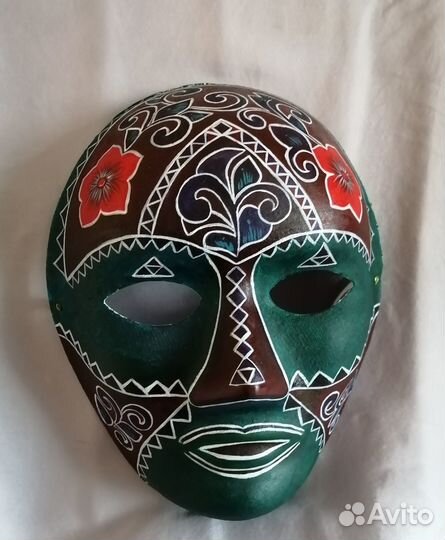 Маска карнавальная