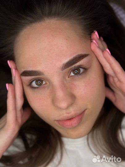 Перманентный макияж бровей губ и век