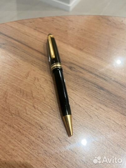 Шариковая ручка montblanc