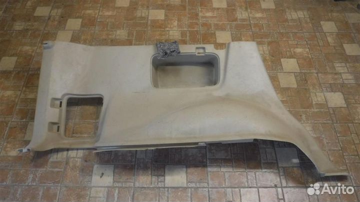 Обшивка багажника Toyota Land Cruiser Prado 120 2