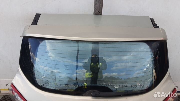 Крышка багажника Ford Kuga (2008-2012)