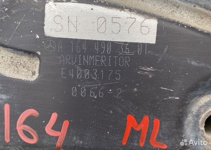 Mercedes ML W164 глушитель правая сторона
