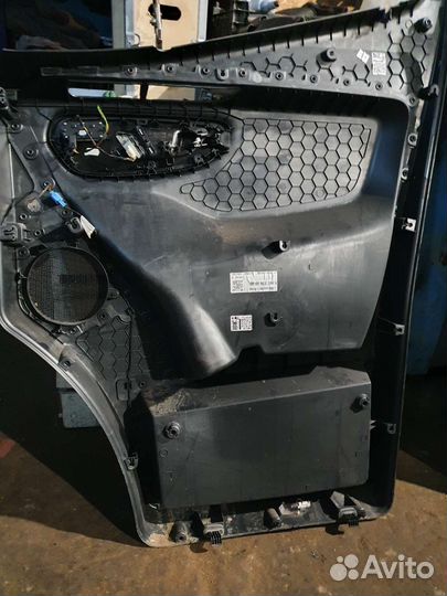 Карта двери обшивка двер Мерседес Спринтер 907/910