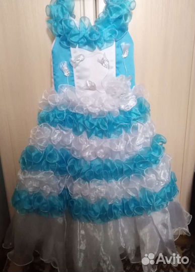 Платье праздничное