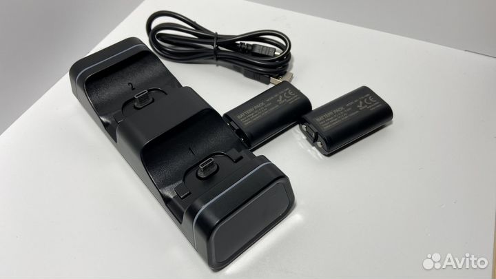 Аккумуляторы Xbox one (Dobe TYX-0625, зар.станция