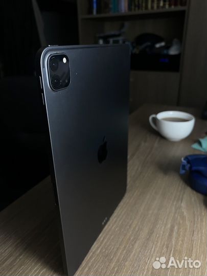 IPadPro (11дюймовый) (2го поколения)