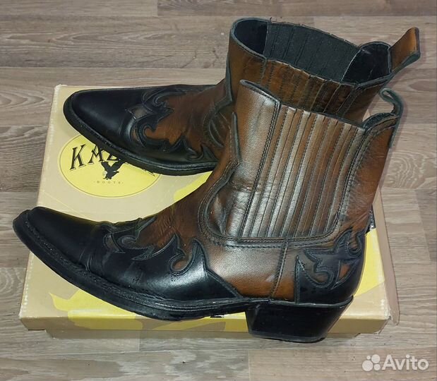 Казаки мужские