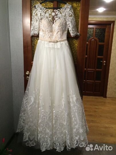 Платье свадебное
