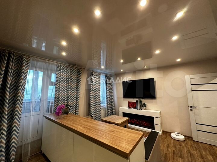 2-к. квартира, 62,8 м², 7/10 эт.