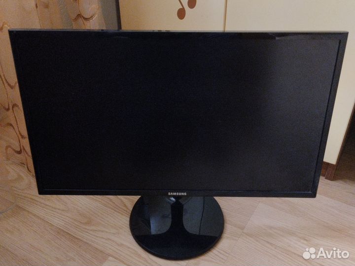 Монитор Samsung 60gh 23.5 дюймов VA матрица