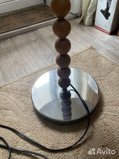 Лампа настольная