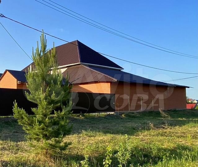 Коттедж 437,1 м² на участке 15 сот.