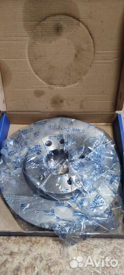 Тормозные диски передние SD3047 2шт