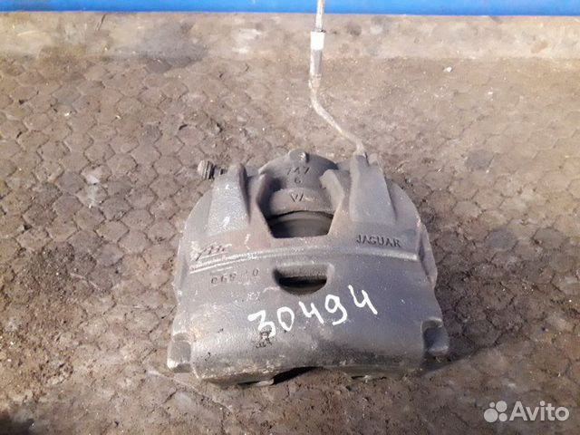 Суппорт передний левый Jaguar Xf X250 3.0 AJ30
