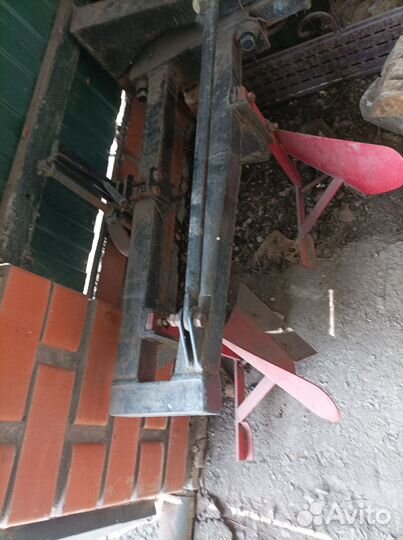 Плуг для минитрактора