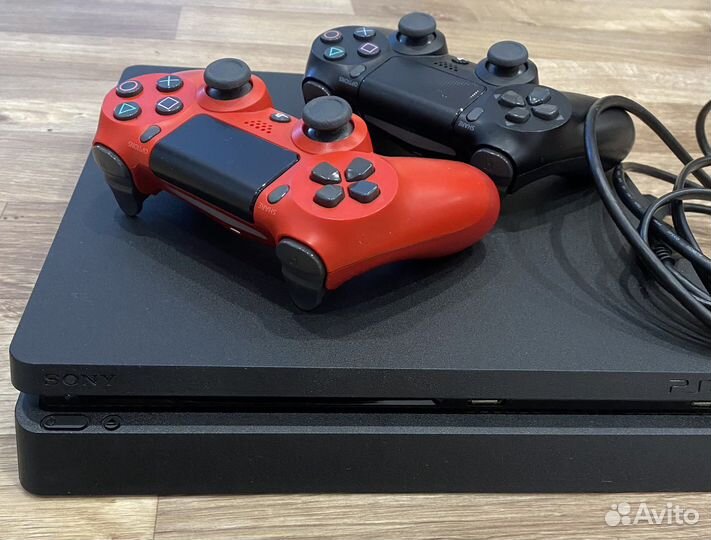 Sony playstation 4 PS4 slim