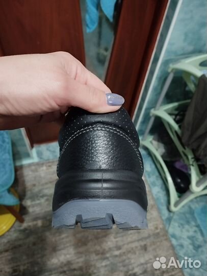 Ботинки строительные