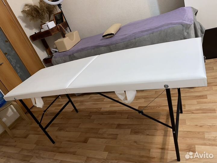 Кушетка для наращивания ресниц