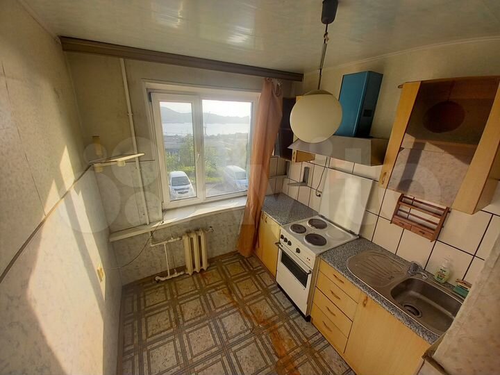 2-к. квартира, 43 м², 2/5 эт.