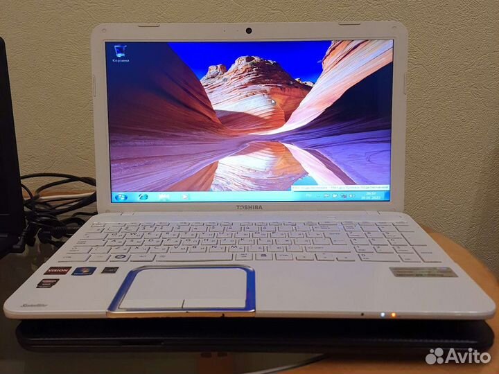 Toshiba L850D AMD A10/8/750Gb состояние отличное