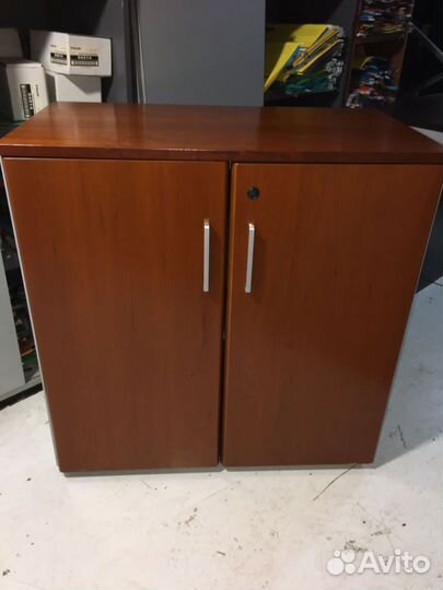 Тумба для оргтехники VIP двухстворчатая