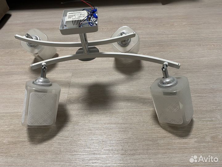 Люстра потолочная с пультом