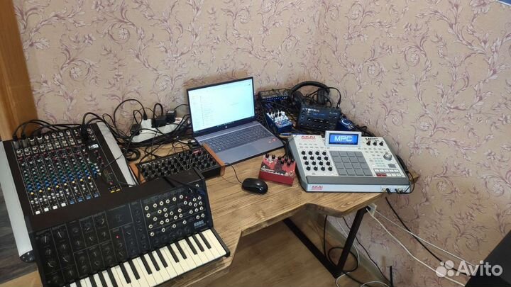 Soundcraft spirit m4 микшер