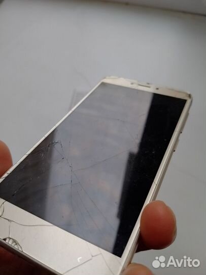 Xiaomi Redmi 4X, 3/32 ГБ