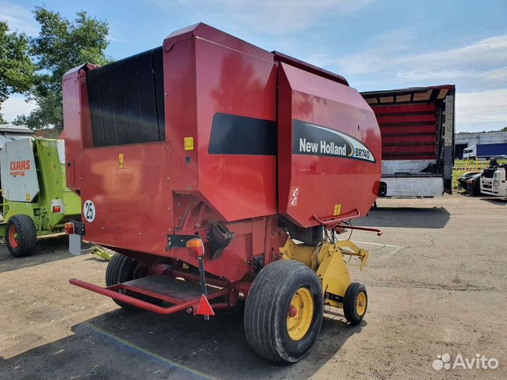 Пресс-подборщик New Holland Пресс-подборщик рулонный BR, 2004