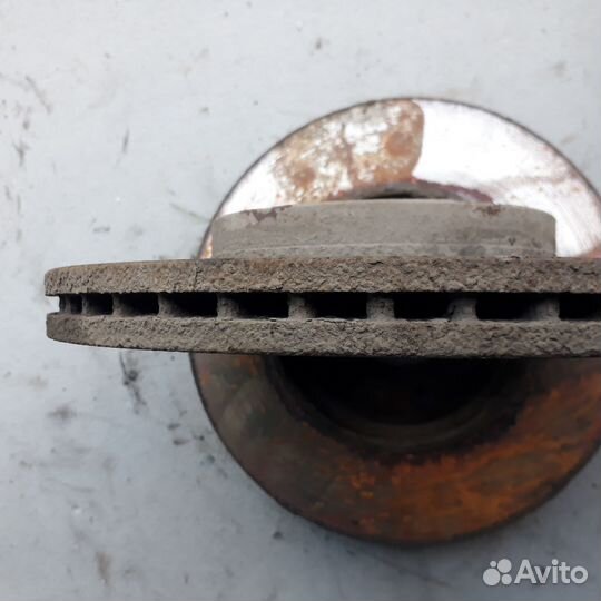 Тормозные диски передние Форд Фокус 2