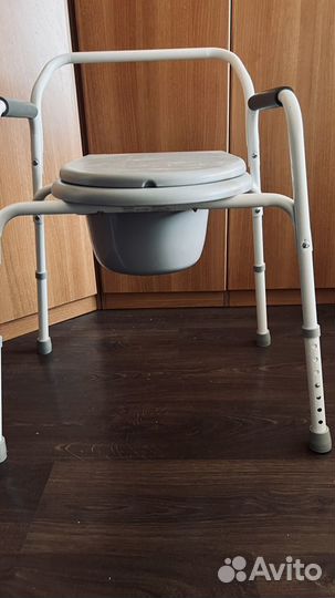 Кресло туалет для инвалидов и пожилых людей