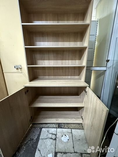 Шкафы ветрины