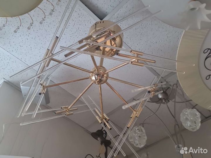 Светильник потолочный