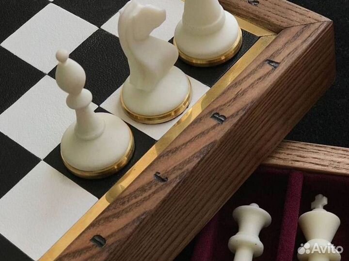 Шахматы ручной работы с индивидуальным рисунком