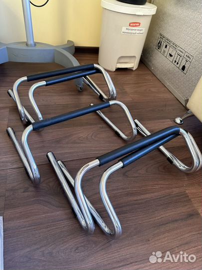 Подставка для ног в парикмахерскую