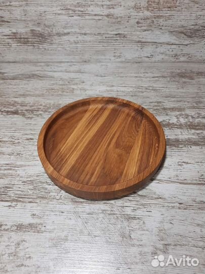 Деревянная тарелка