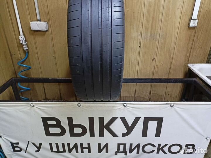 Michelin Pilot Super Sport 255/45 R19 104Y