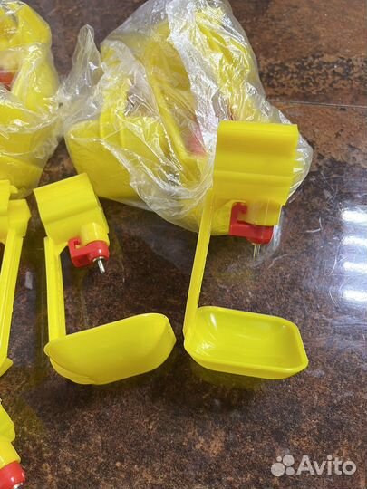 Поилки для цыплят