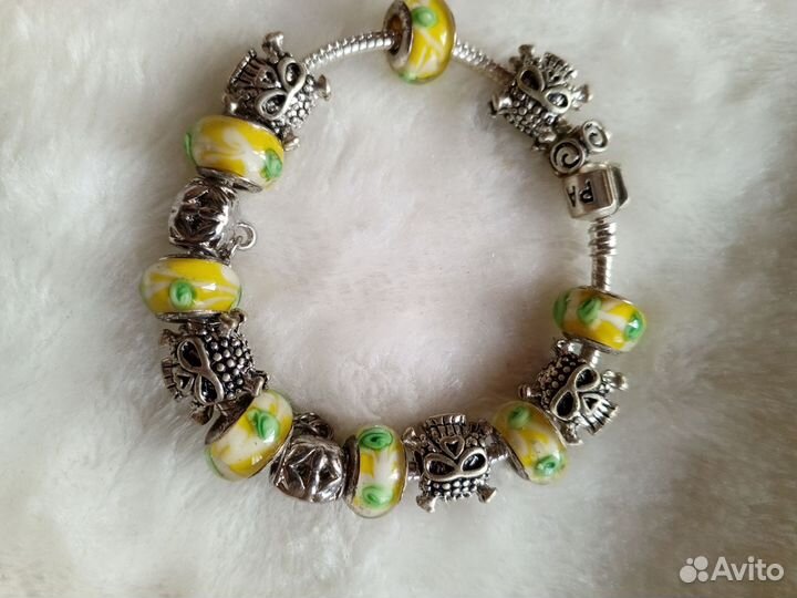 Наручные браслеты