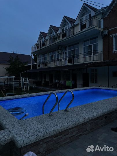 Горничная с проживанием и питанием