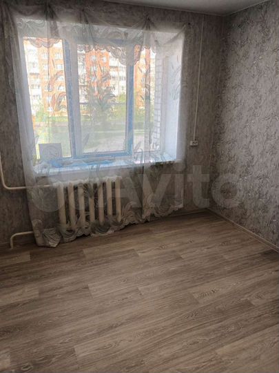 Комната 17 м² в > 9-к., 2/9 эт.