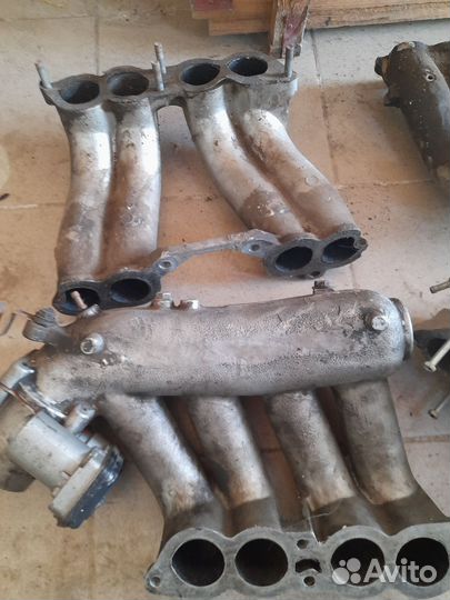 Впускной коллектор