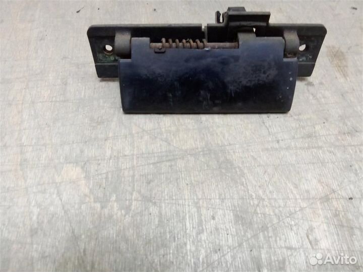 Ручка открывания багажника от Chevrolet Captiva