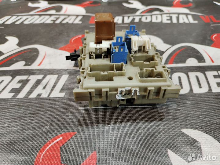 Блок предохранителей Nissan Almera N16